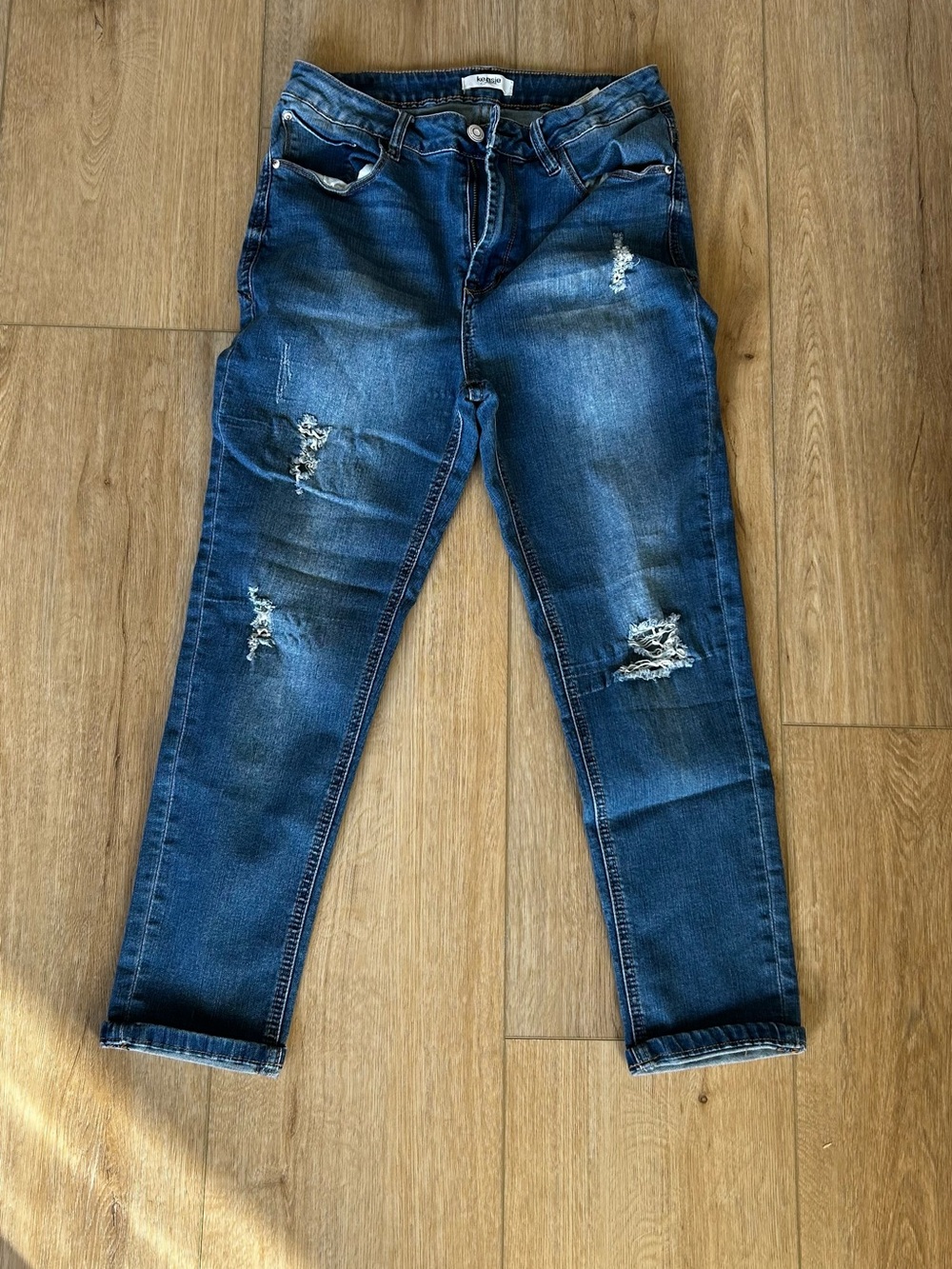 Kensie Women's Slim Distressed Jeans in Dark Blue